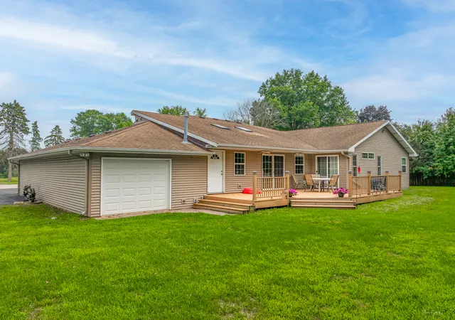 Homes for sale in Bristol, IL | 2 Division St, Bristol, IL 60512 | MLS# 12620104