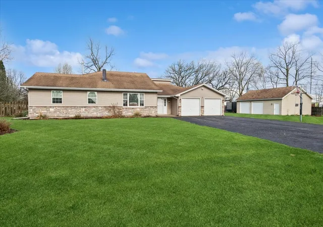 Homes for sale in Bristol, IL | 2 Division St, Bristol, IL 60512 | MLS# 12620104