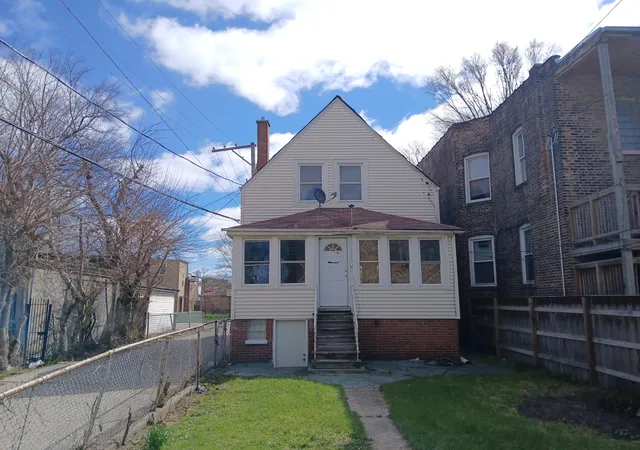 Photo 3 of Sale Pending at 7614 S Dante Ave, Chicago, IL 60619 | MLS# 12620219 | Listing updated on 2026-10-07