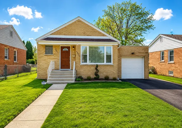 2nd image of 18462 Gottschalk Ave, Homewood, IL 60430 | MLS# 12620460