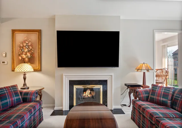 5th image of 22 Park Ln #204, Park Ridge, IL 60068 | MLS# 12620534
