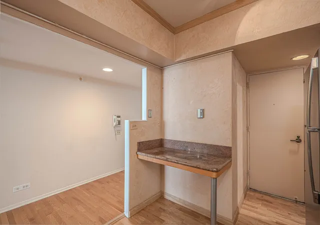 Photo 4 of Condo for sale at 175 E Delaware Pl #5809, Chicago, IL 60611 | MLS# 12620687 | Listing updated on 2026-10-03