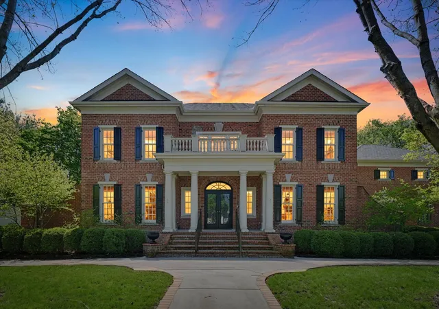 4th image of 1203 Sussex Ct, Champaign, IL 61821 | MLS# 12620758