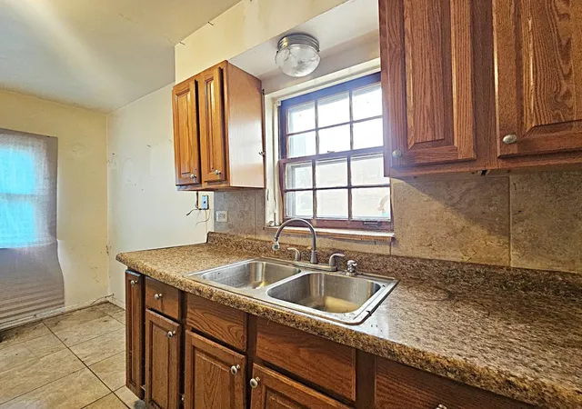 4th image of 10650 S Peoria St, Chicago, IL 60643 | MLS# 12620827