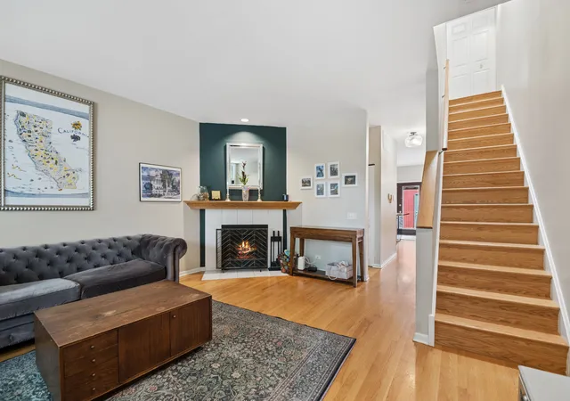 Homes for sale in Chicago, IL | 5317 S Drexel Ave, Chicago, IL 60615 | MLS# 12621089