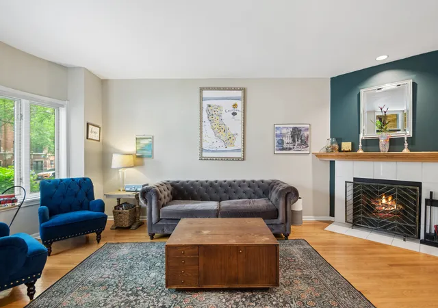 Homes for sale in Chicago, IL | 5317 S Drexel Ave, Chicago, IL 60615 | MLS# 12621089