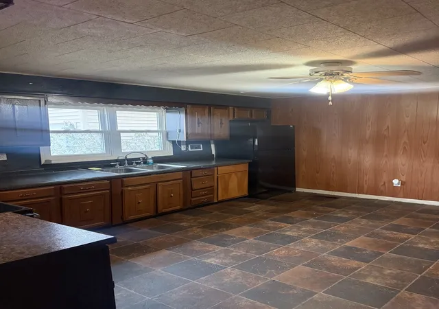 Photo 4 of Single family home for sale at 312 E 11th Street, Georgetown, IL 61846 | MLS# 12621118 | Listing updated on 2026-09-08