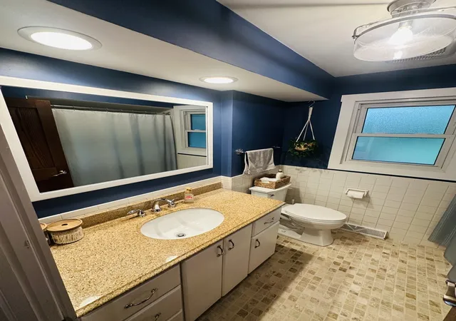 Photo 4 of Single family home for sale at (Undisclosed), Glen Ellyn, IL 60137 | MLS# 12621209 | Listing updated on 2026-09-19