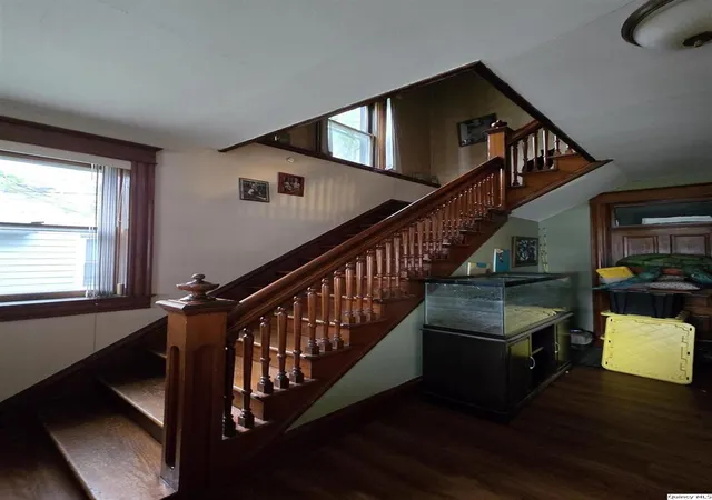 4th image of 1019 Madison St, Quincy, IL 62301 | MLS# 12621310