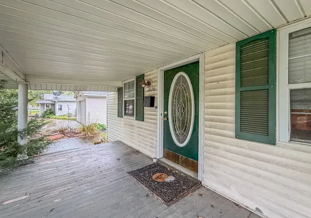 Photo 3 of Single family home for sale at 1020 N Walnut St, Monticello, IL 61856 | MLS# 12621320 | Listing updated on 2026-10-15