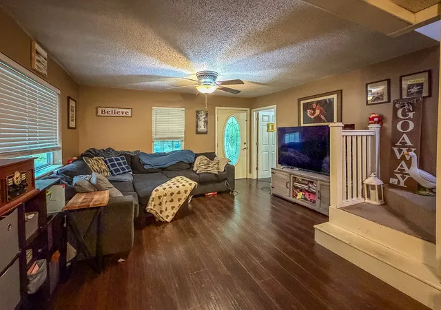 Photo 4 of Single family home for sale at 1020 N Walnut St, Monticello, IL 61856 | MLS# 12621320 | Listing updated on 2026-10-15