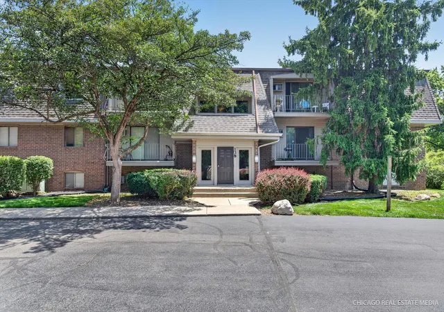 Photo 1 of Condo for sale at 138 E Bailey Rd #H, Naperville, IL 60565 | MLS# 12621583 | Listing updated on 2026-10-05
