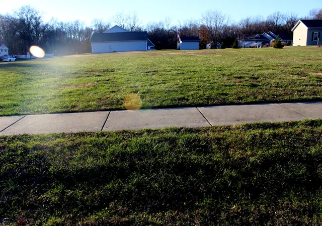 Photo 3 of Land for sale at 1 N Pointe Dr, Salem, IL 62881 | MLS# 12621749 | Listing updated on 2026-08-15