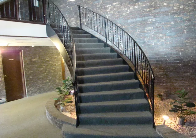 2nd image of 830 Elder Rd, Homewood, IL 60430