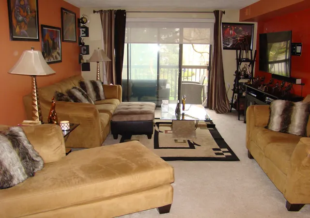 3rd image of 830 Elder Rd, Homewood, IL 60430