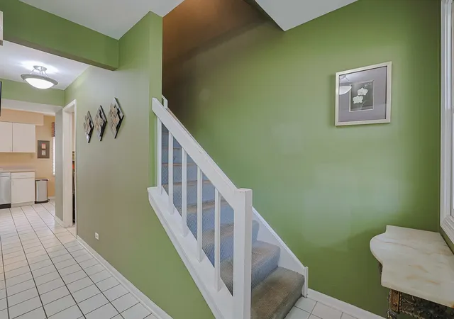 Photo 3 of Single family home for sale at 3 Chestnut Ter, Buffalo Grove, IL 60089 | MLS# 12621857 | Listing updated on 2026-08-08