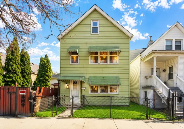 Listing Photo 1 - Condo for sale in building located at 2849 S Kolin Ave, Chicago, IL 60623
