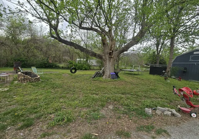 Photo 27 of Single family home for sale at 208 W Bryan St, Herrin, IL 62948 | MLS# 12621979 | Listing updated on 2026-07-30