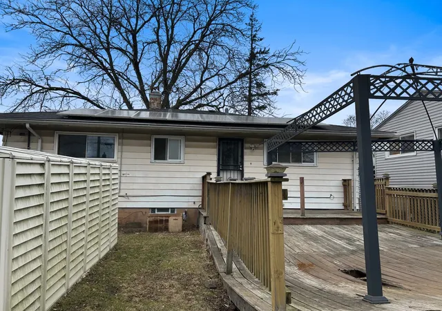 3rd image of 319 Merrill Ave, Calumet City, IL 60409 | MLS# 12621982