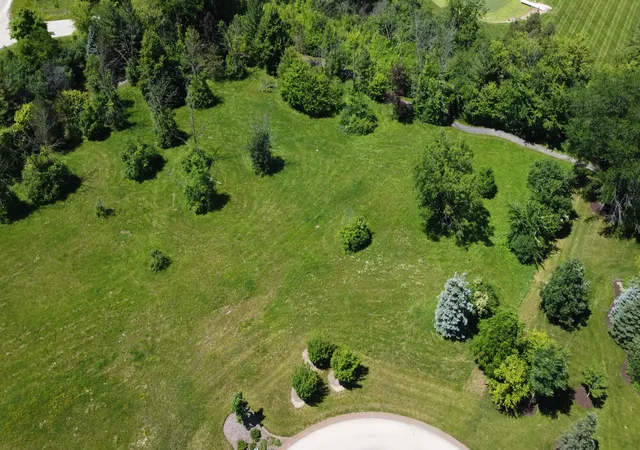 2nd image of 22 Brooke Ln, South Barrington, IL 60010 | MLS# 12622624
