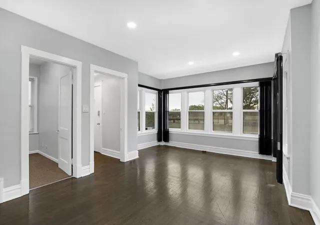 3rd image of 6254 W Barry Ave, Chicago, IL 60634 | MLS# 12622841