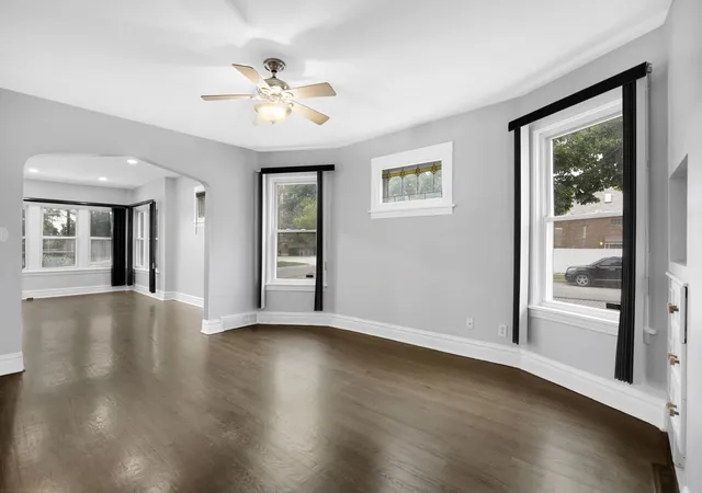 4th image of 6254 W Barry Ave, Chicago, IL 60634 | MLS# 12622841