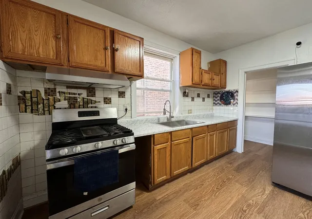 4th image of 6113 S Sacramento Ave, Chicago, IL 60629 | MLS# 12622995