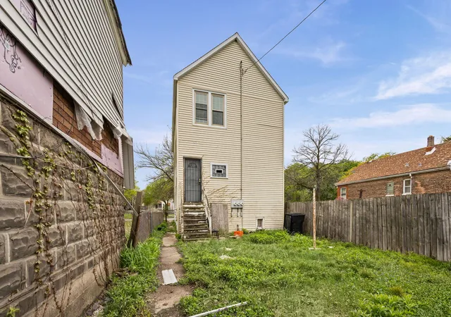 4th image of 8405 S Baltimore Ave, Chicago, IL 60617 | MLS# 12623050