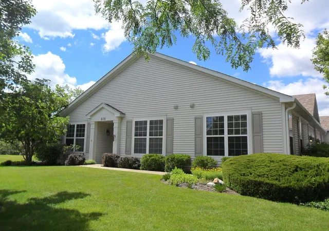 Homes for sale in Romeoville, IL | 678 Cadillac Cir, Romeoville, IL 60446 | MLS# 12623082