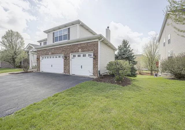 3rd image of 26615 Silverleaf Dr, Plainfield, IL 60585 | MLS# 12623154