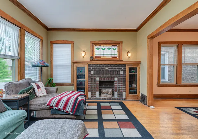 3rd image of 4050 N Menard Ave, Chicago, IL 60634 | MLS# 12623196