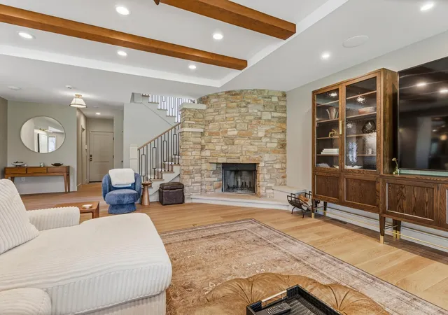 Photo 4 of Single family home for sale at 60 Greencroft Dr, Champaign, IL 61821 | MLS# 12623217 | Listing updated on 2026-09-23