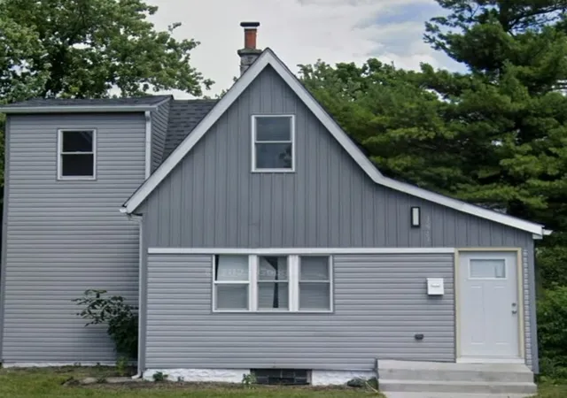 1st image of 15343 8th Ave, Phoenix, IL 60426 | MLS# 12623276
