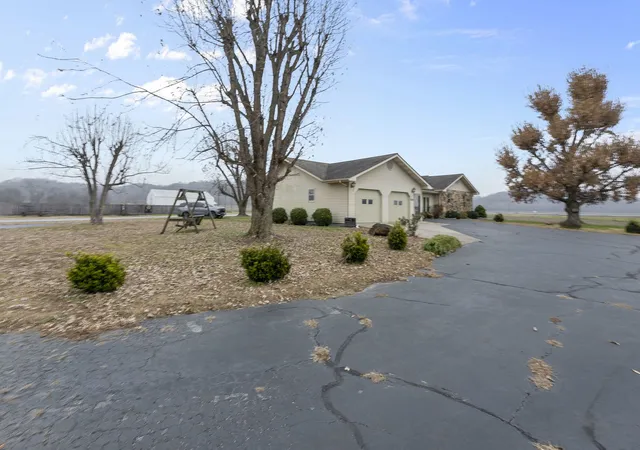 Photo 2 of Single family home for sale at 24250 Hanging Rock Rd, Mcclure, IL 62957 | MLS# 12623281 | Listing updated on 2026-09-24