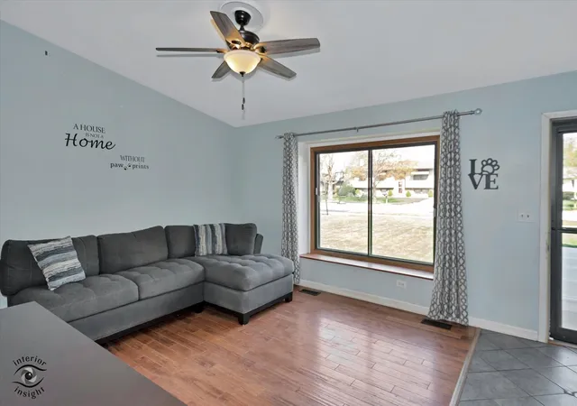 4th image of 2413 Kerry Winde Dr, New Lenox, IL 60451 | MLS# 12623346