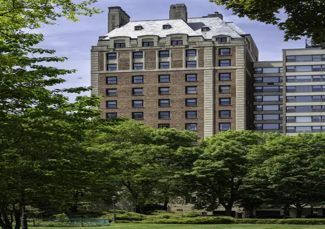 2nd image of 1530 N State Pkwy #12-13, Chicago, IL 60610 | MLS# 12623597