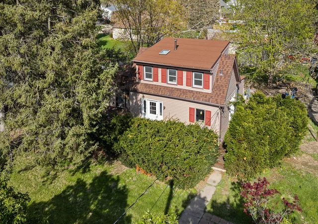 Photo 1 of Single family home for sale at 2416 7th Street, Moline, IL 61265 | MLS# 12623967 | Listing updated on 2026-10-02