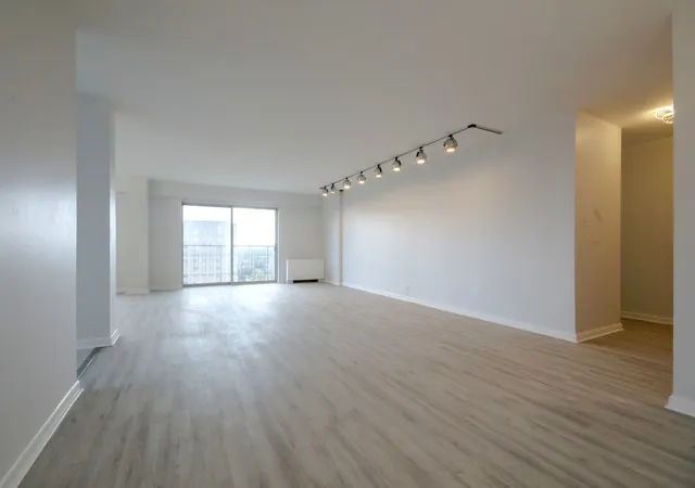 Homes for sale in Chicago, IL | 7033 N Kedzie Ave #1408, Chicago, IL 60645 | MLS# 12623978