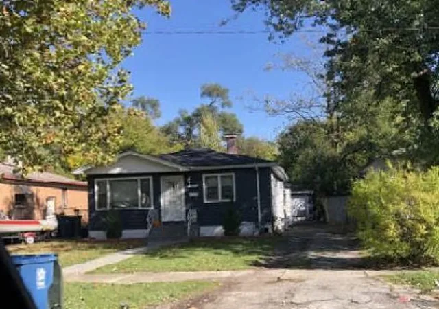 2nd image of 14841 Lexington Ave, Harvey, IL 60426 | MLS# 12624322