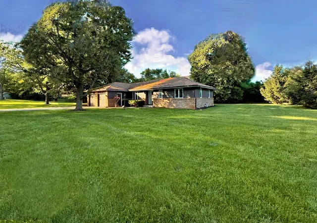 Photo 4 of Single family home for sale at 1106 E Pearl Dr, Mahomet, IL 61853 | MLS# 12624411 | Listing updated on 2026-10-20
