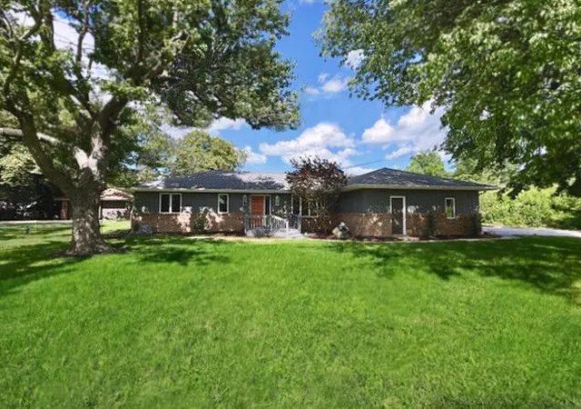 Photo 1 of Single family home for sale at 1108 Pearl Dr, Mahomet, IL 61853 | MLS# 12624418 | Listing updated on 2026-10-07