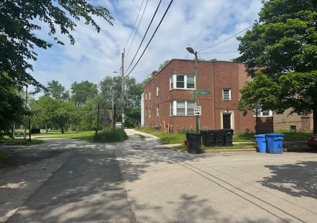 2nd image of 6561 N Seeley Ave, Chicago, IL 60645 | MLS# 12624800