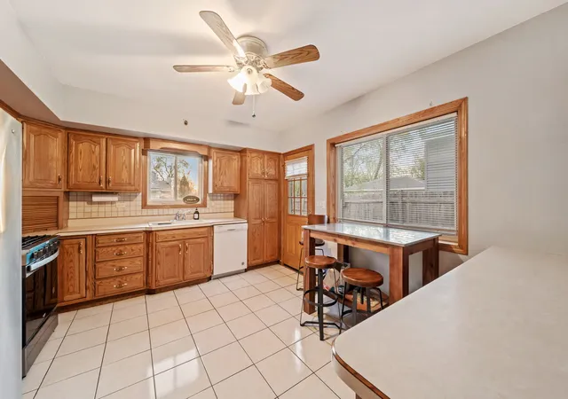Photo 4 of Single family home for sale at 3n210 Wilson St, Elmhurst, IL 60126 | MLS# 12624911 | Listing updated on 2026-05-22