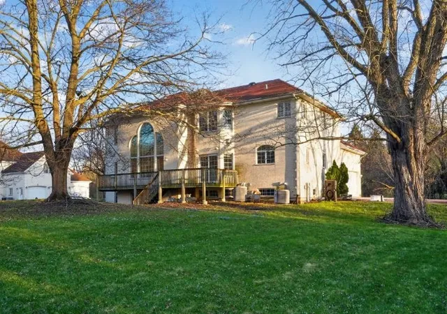Photo 2 of Single Family Residence at 2113 Elgin Rd, Barrington, IL 60010 | MLS# 12625297 | | Sold on 2026-06-02