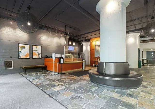 Listing Photo 3 - Condo for sale in building located at 1530 S State St, Chicago, IL 60605 - Unit #17R