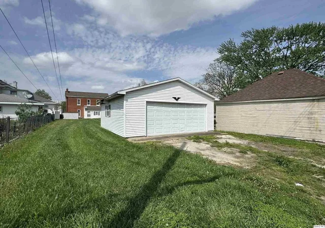 Photo 19 of Single family home for sale at 608 Adams, Quincy, IL 62301 | MLS# 12625605 | Listing updated on 2026-10-06