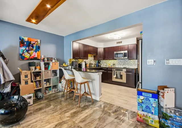5th image of 6007 N Sheridan Rd #29F, Chicago, IL 60660 | MLS# 12625629
