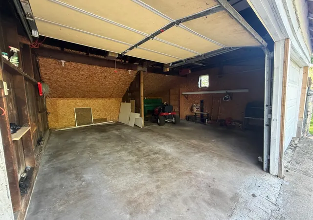 31st image of 385 E Main St, Sheldon, IL 60966 | MLS# 12625701