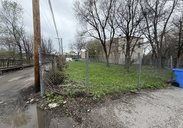 Photo 4 of Land for sale at 517 N Sawyer Ave, Chicago, IL 60624 | MLS# 12625783 | Listing updated on 2026-08-31