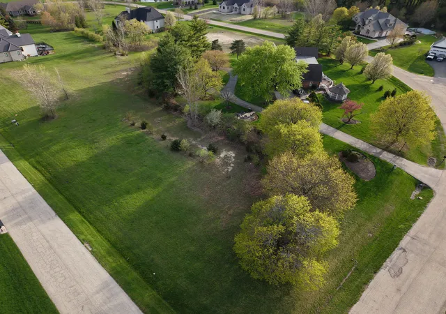 Homes for sale in Lakewood, IL | 8875 Belfield Rd, Lakewood, IL 60014 | MLS# 12626010